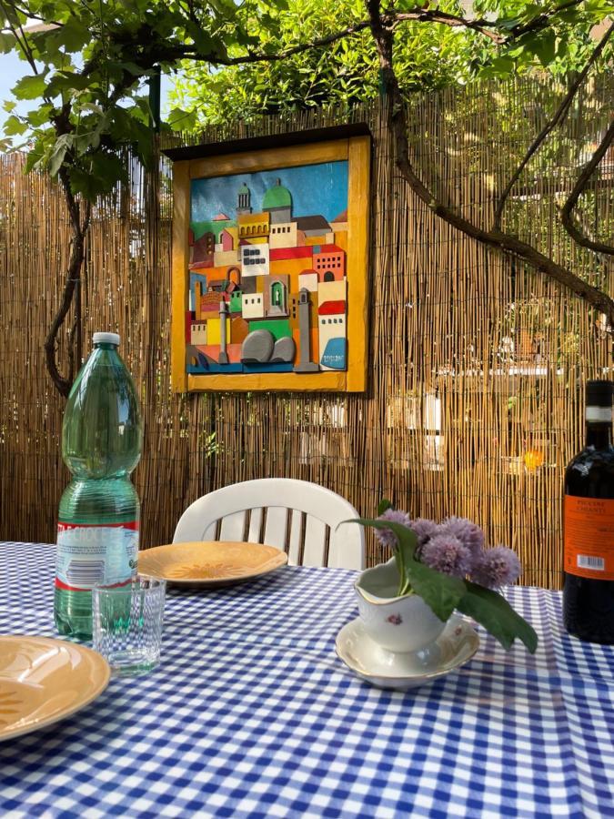 Giorni Felici Tutto Nuovo, Giardino, Parcheggio Lägenhet Verbania Exteriör bild